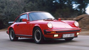 Uwaga, kradną oldtimery! Porsche, Mercedesy, Jaguary zagrożone