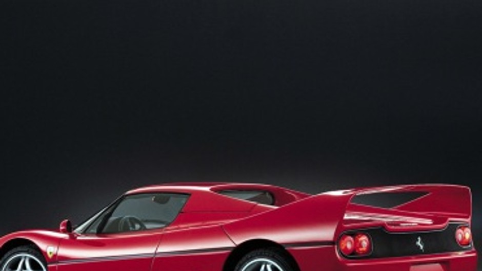 FBI zostało pozwane po rozbiciu Ferrari