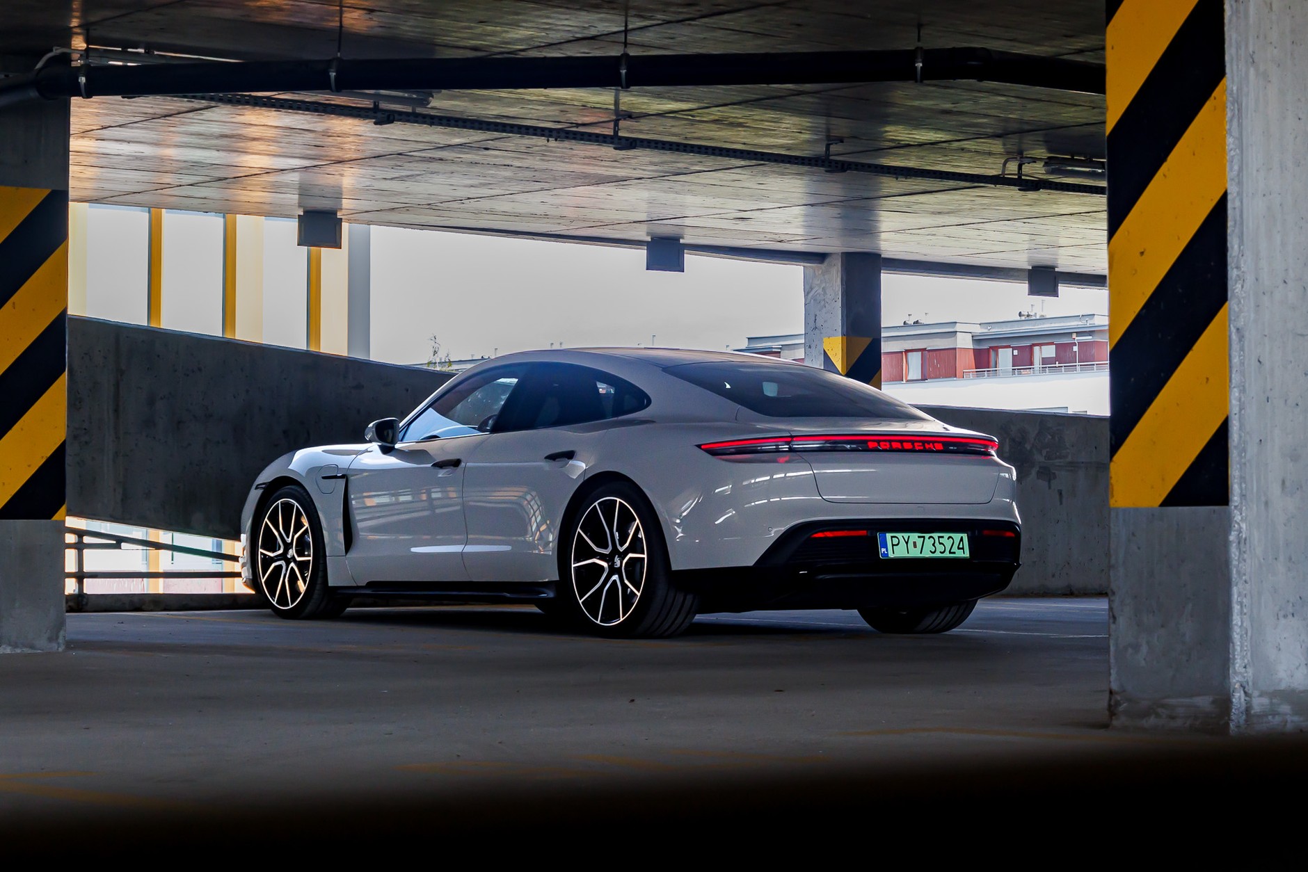 2024 Porsche Taycan 4S