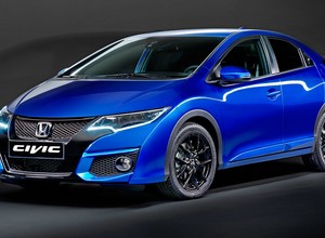 Odświeżona Honda Civic w Paryżu