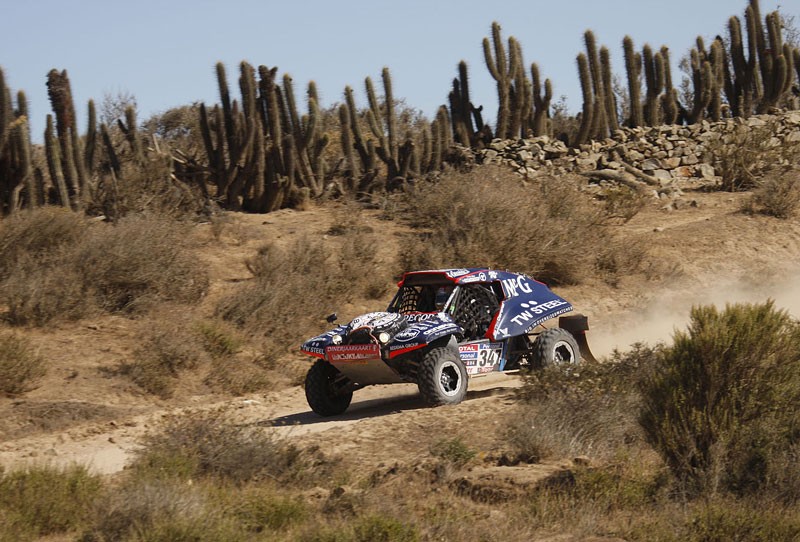 Rajd Dakar 2010: Przygoński już 8, Sonik broni honoru (12. etap na żywo, wyniki, foto)