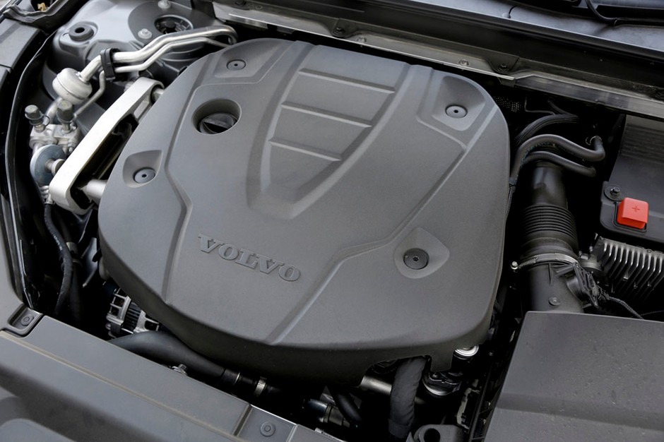 Volvo S90 D4 - inny wymiar luksusu