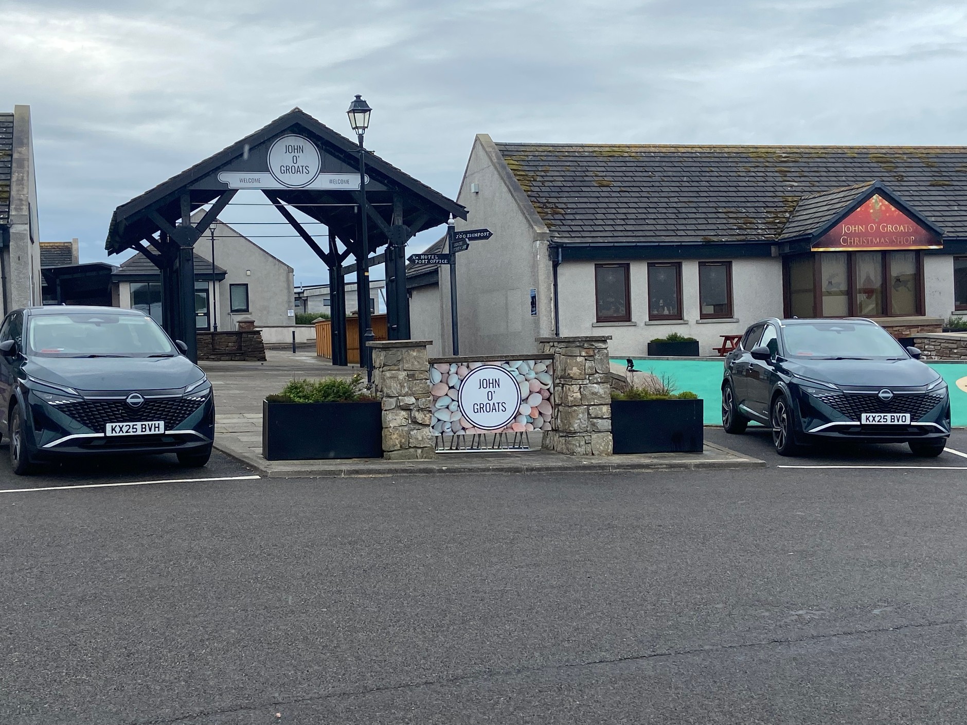 Zasięg jak w dieslu, wrażenia jak w elektryku – Nissan Qashqai e-POWER przejechał wzdłuż Wielką Brytanię i dotarł na metę z zapasem paliwa