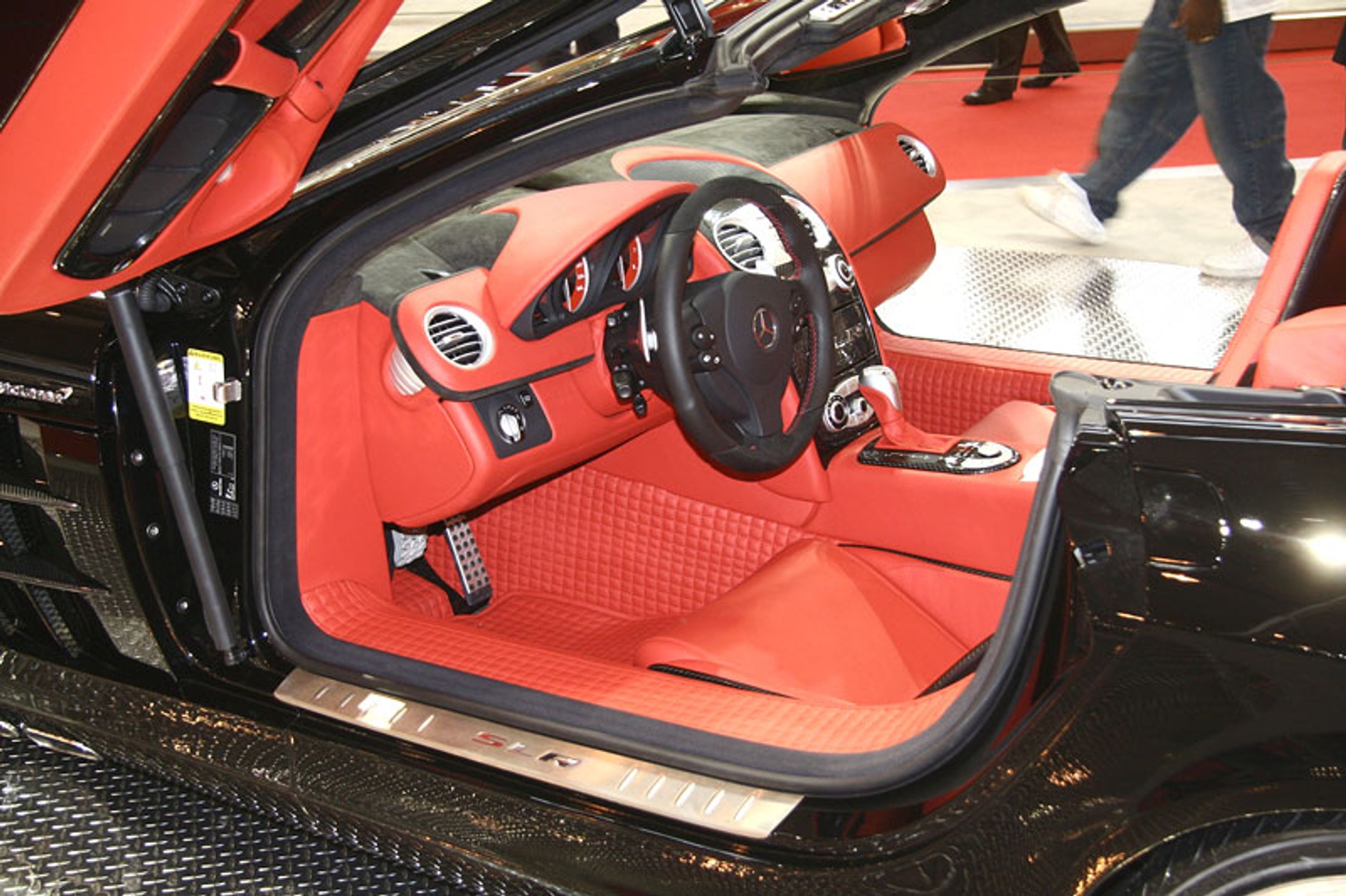 Essen Motor Show 2007: Spoilery, bajery, kilowaty (fotogaleria 4)