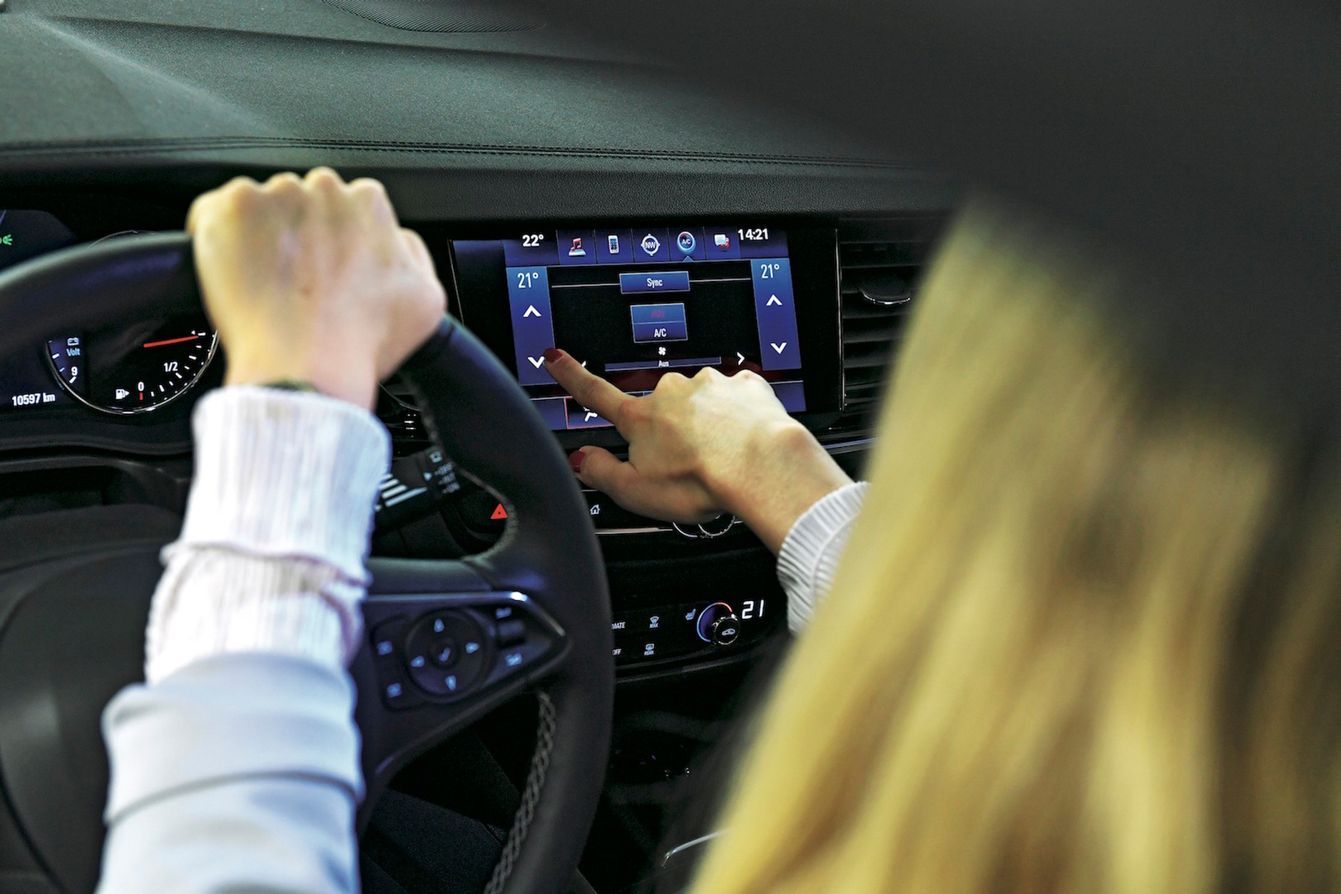 Regulacja temperatury klimatyzacji - można się nieźle napocić