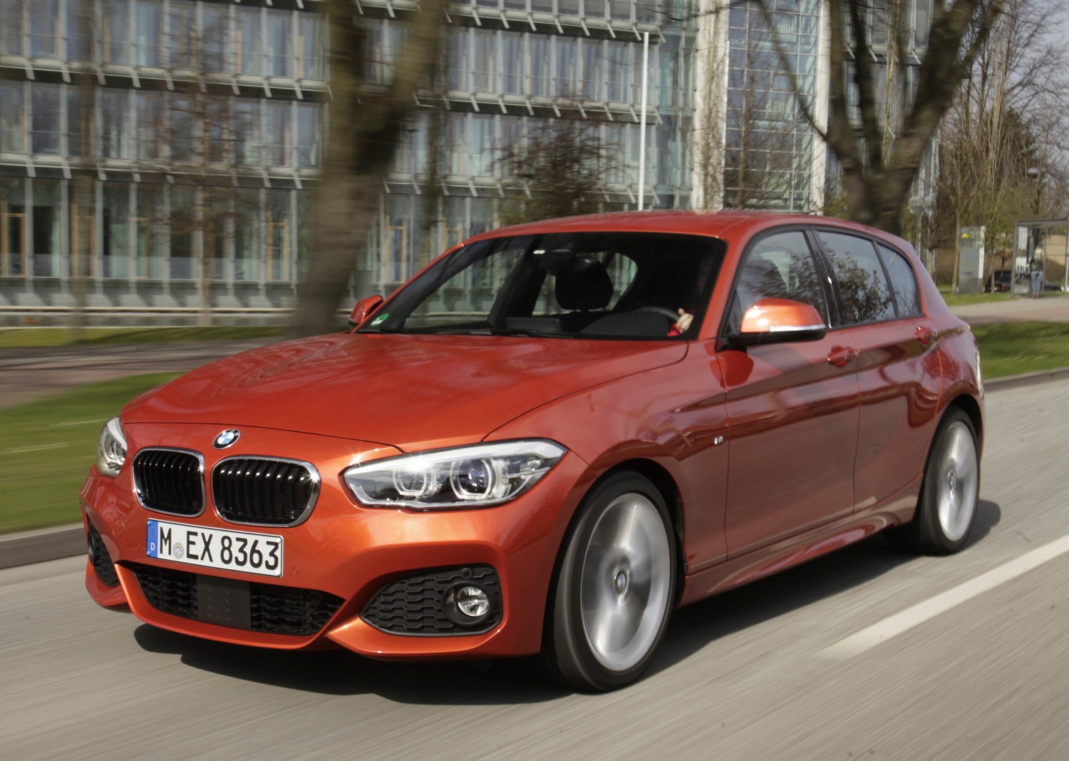 Trzy niezwykłe kompakty: BMW 120d, Infiniti Q30 2.2d i Mercedes A220d