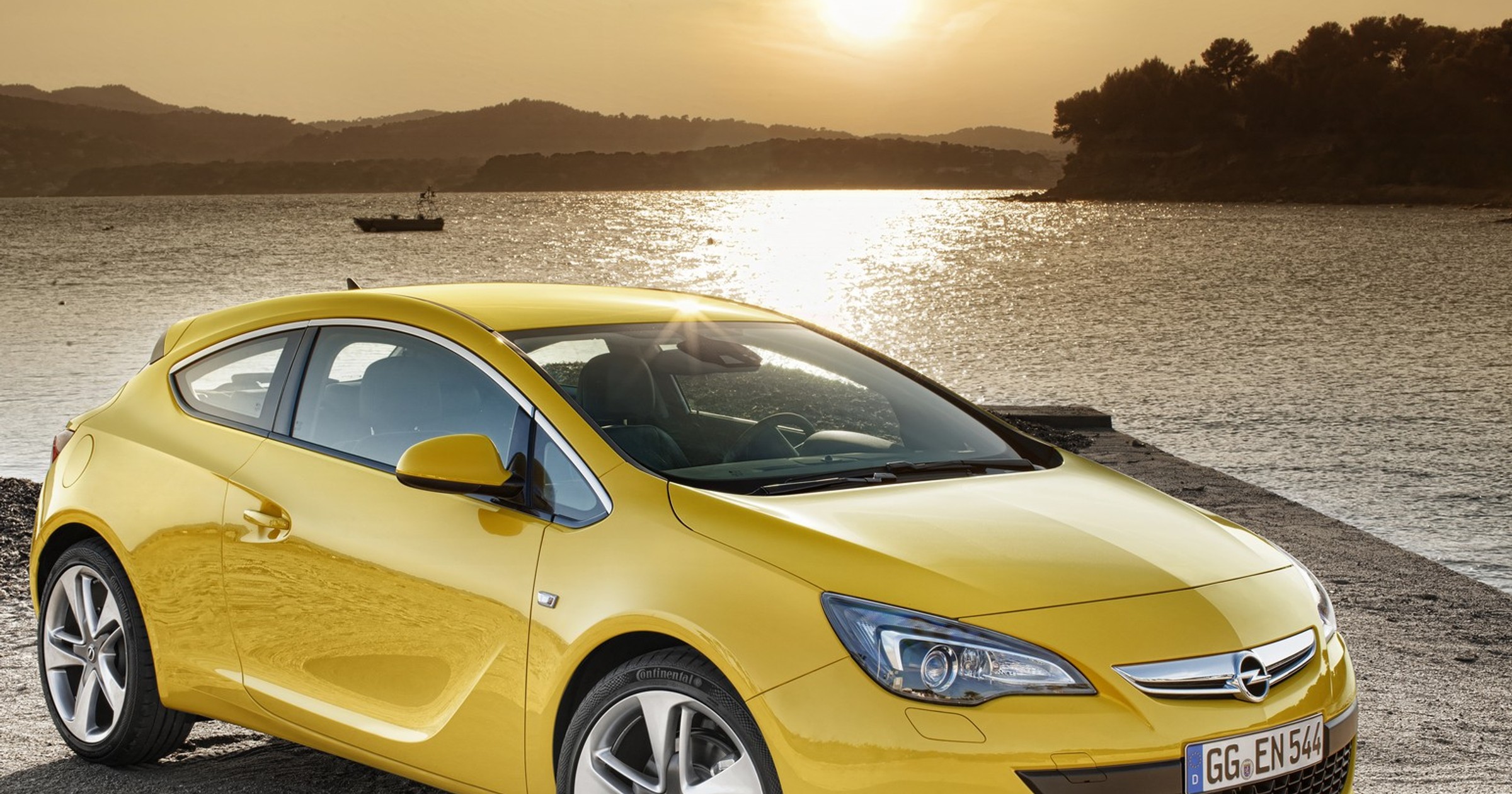 Polska premiera Astry GTC