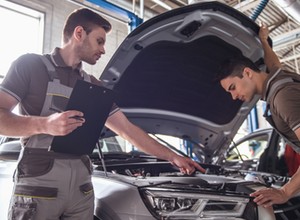 Mechanik powiedział nam, co nas czeka w serwisach. ADAS wydrenuje portfele kierowców
