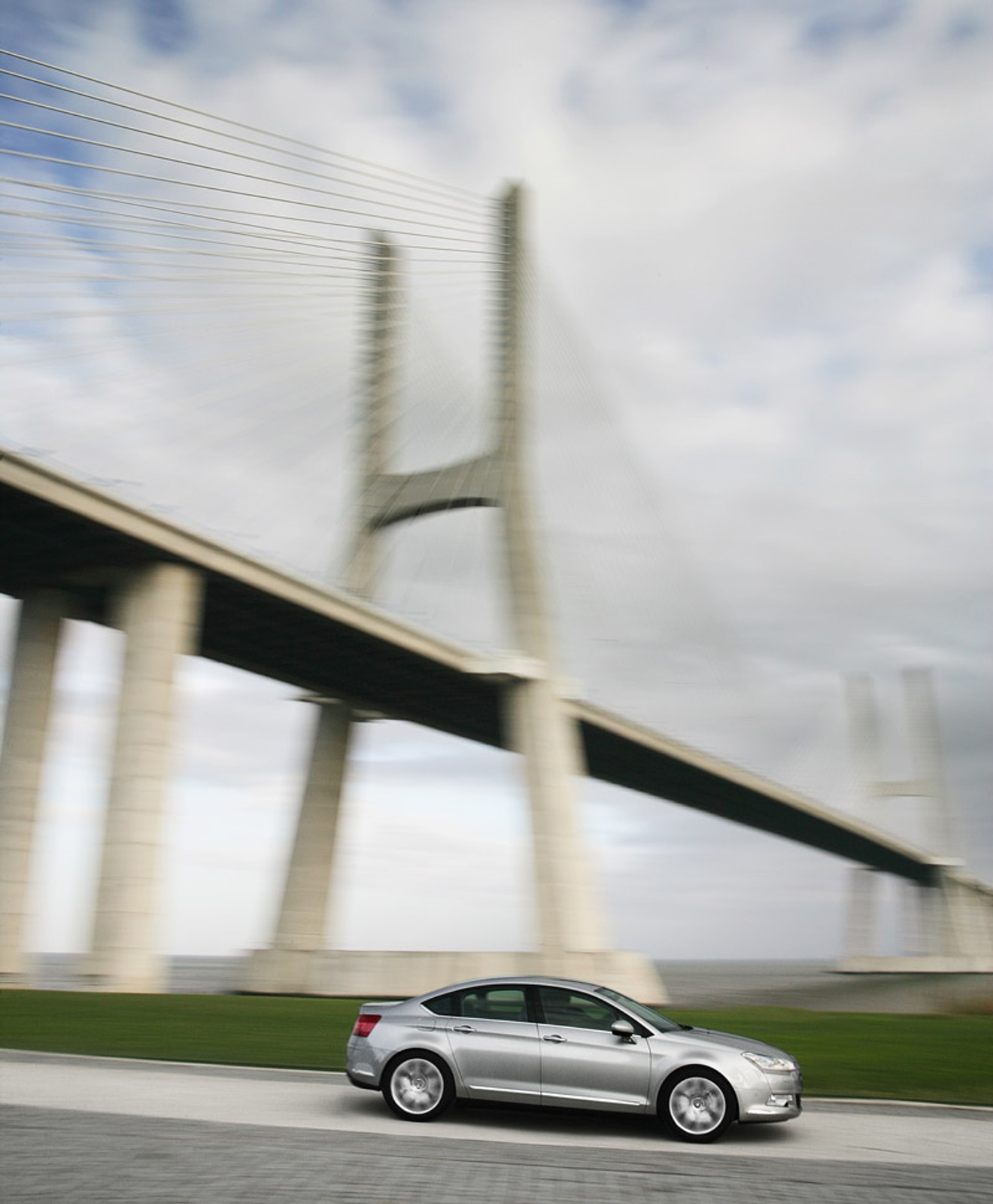 Citroën C5 1.6 HDi: limuzyna prawie jak ciężarówka