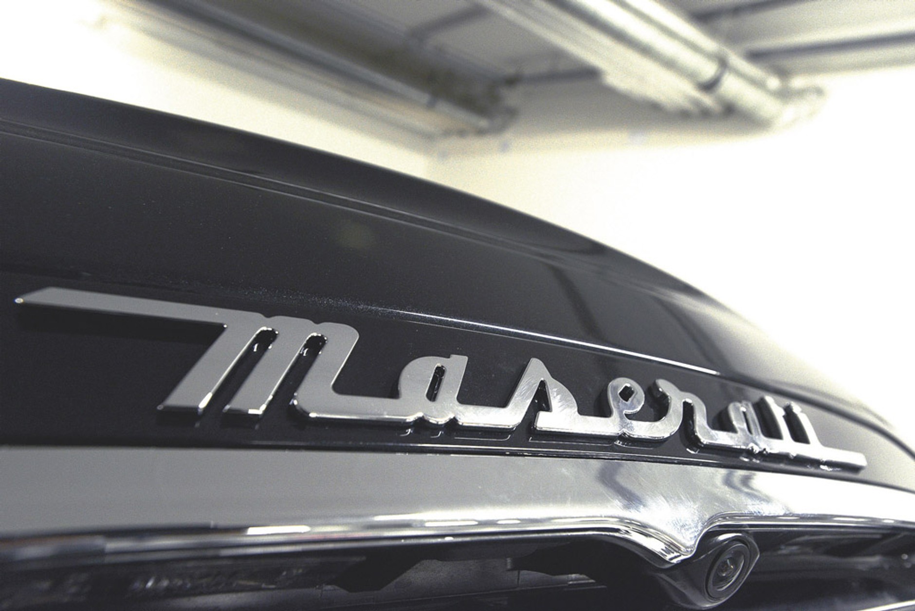 Maserati Ghibli kontra BMW M6: menedżer po godzinach