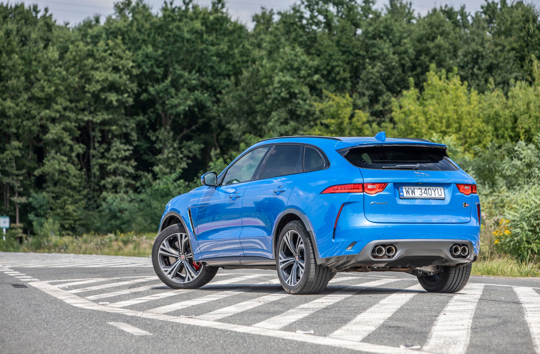 Jaguar F-Pace SVR