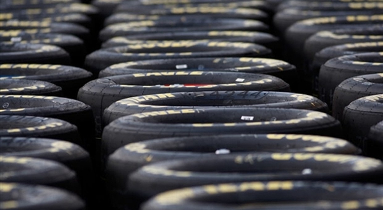 Opony całoroczne czy zimówki?