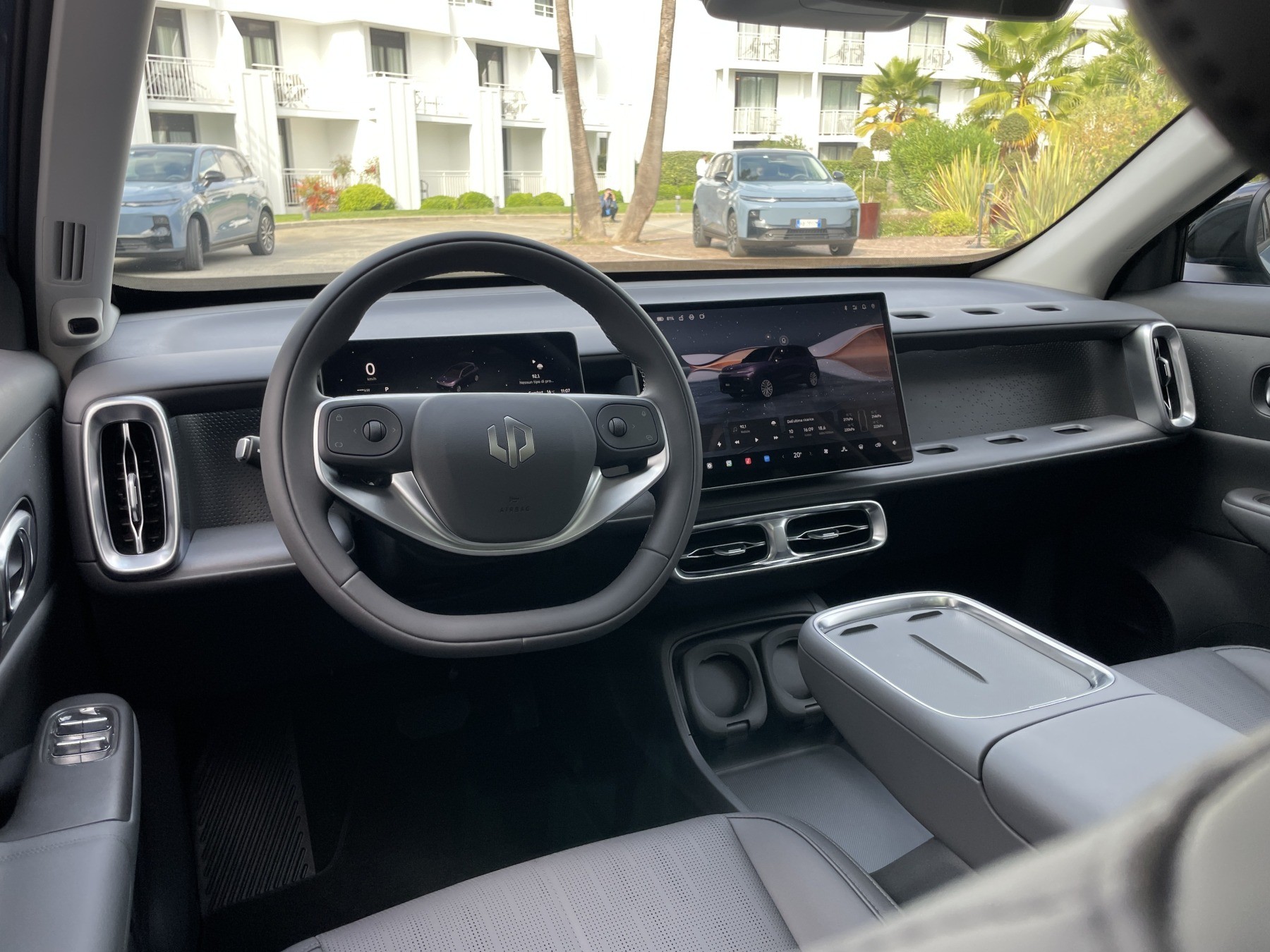 Leapmotor B10