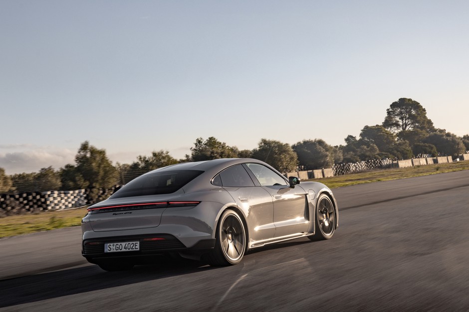 Porsche Taycan GTS