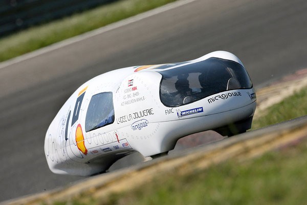 Shell Eco-marathon 2007: 3039 kilometrów na litrze paliwa