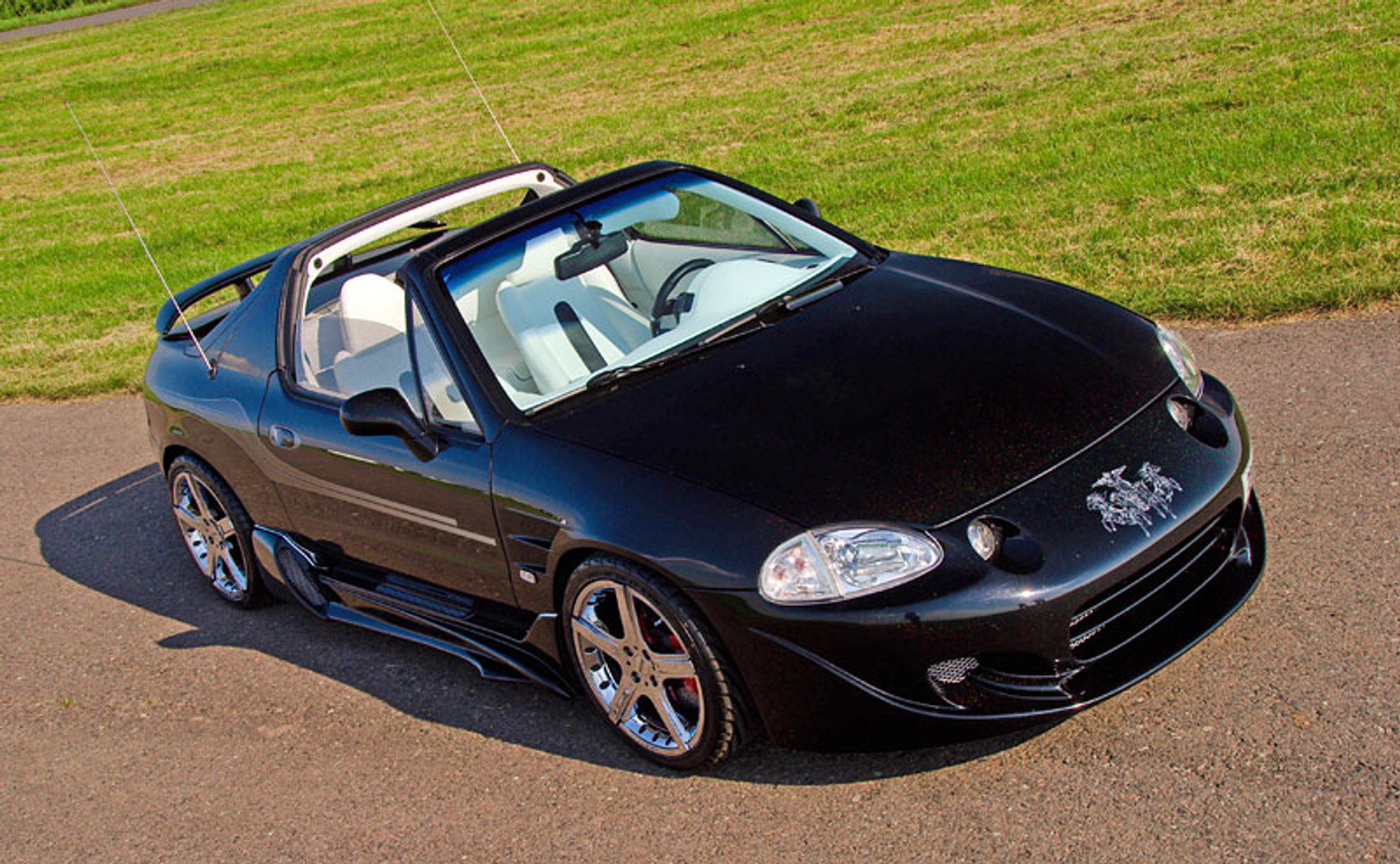 Garaż tunera: Honda CRX – czarne słońce