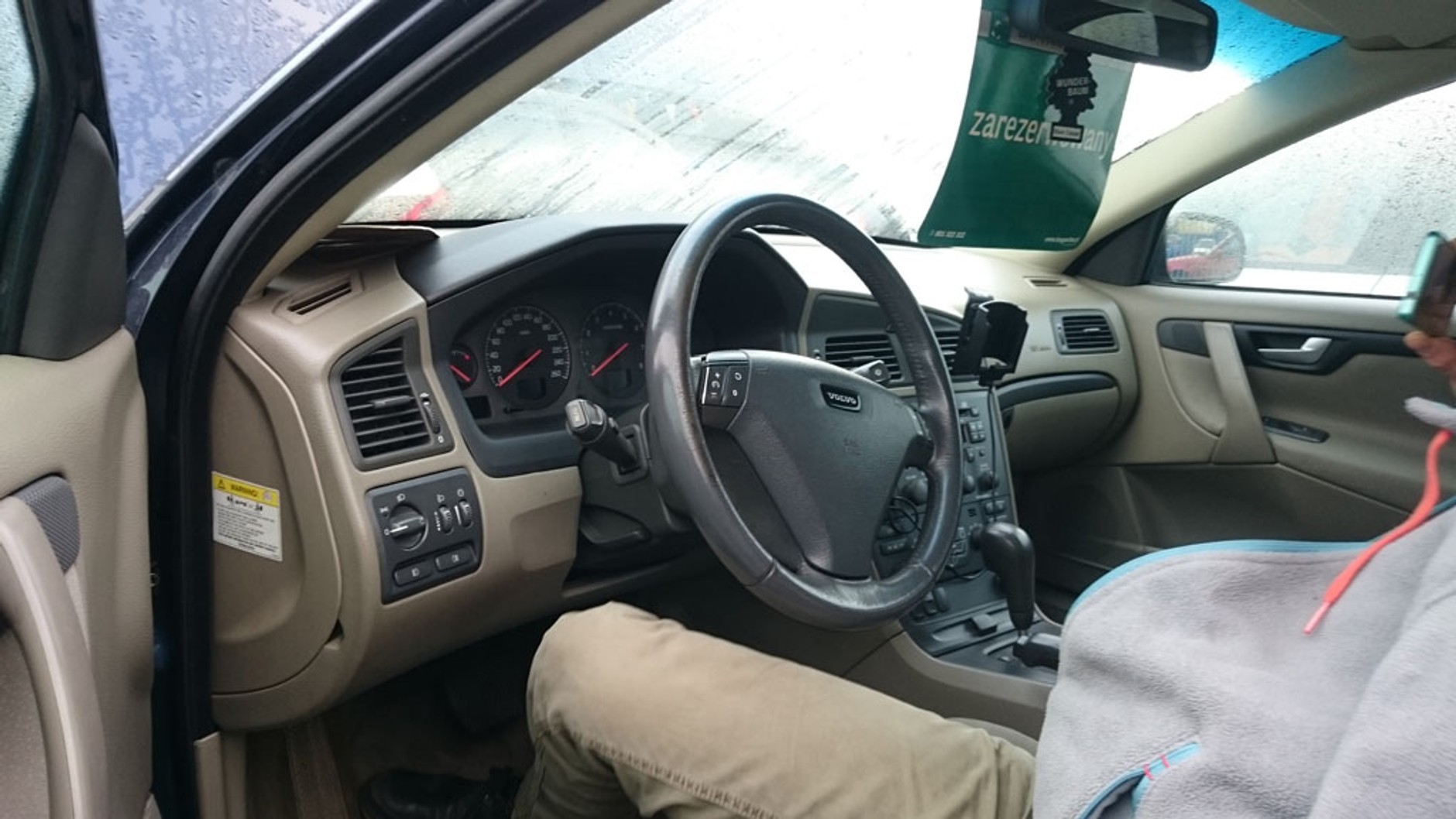 Auto z ogłoszenia - Volvo S60 ładne tylko na zdjęciach