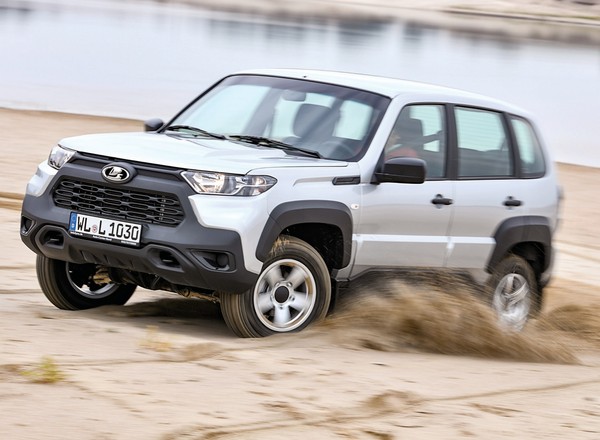 Łada Niva Travel 1.7i 4x4 – kozackie auto terenowe