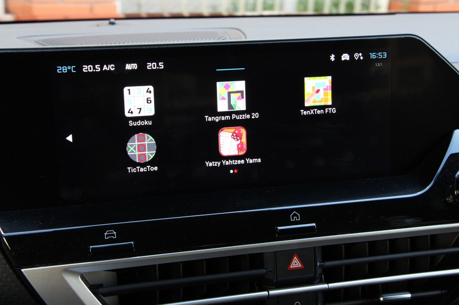 Citroen C4 Hybrid Max