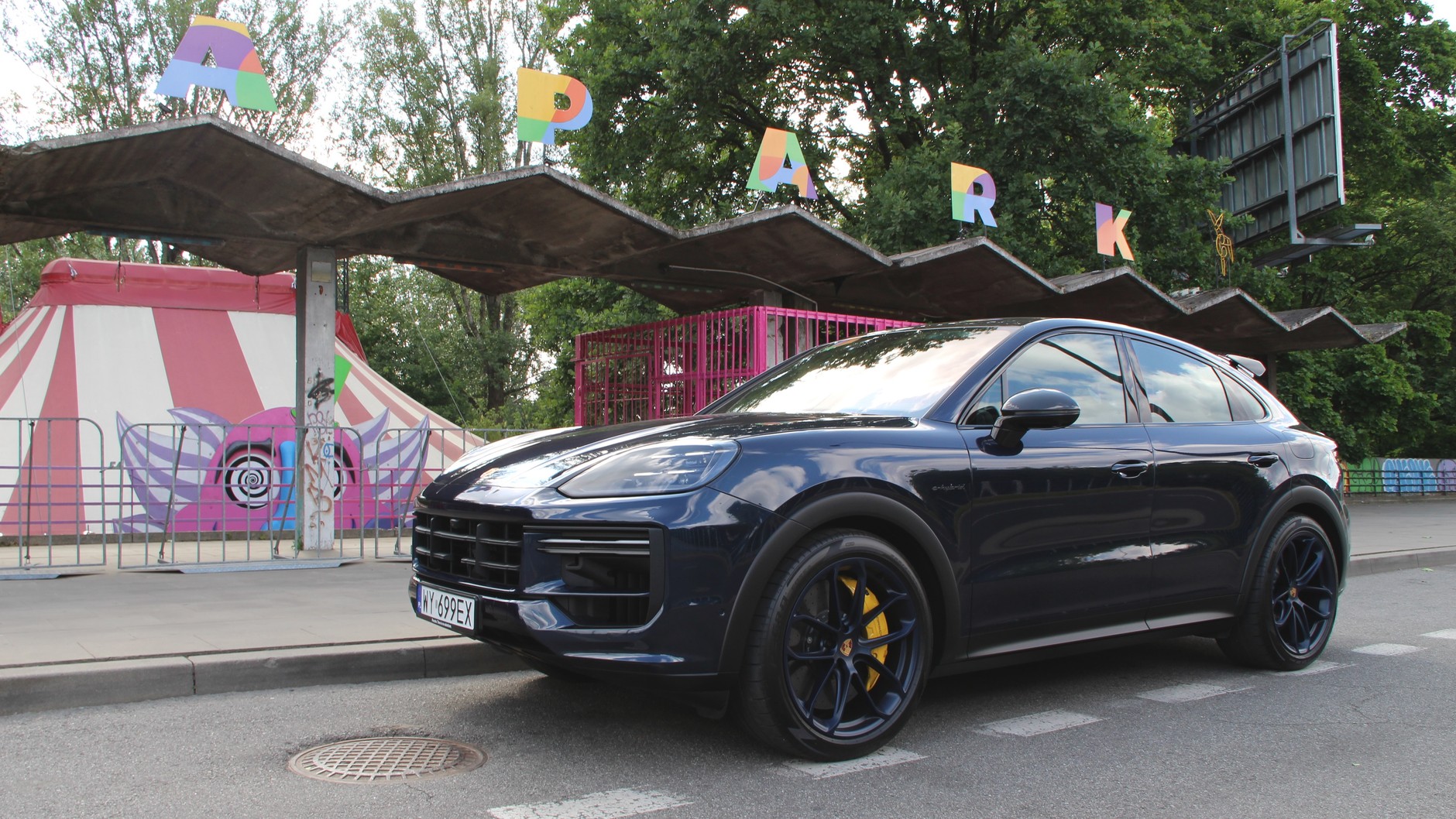 Porsche Cayenne Turbo E-Hybrid Coupe z pakietem GT