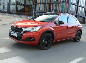 DS 4 Crossback 1.2 PureTech - W terenowym stylu