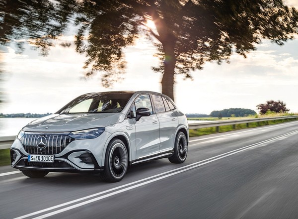 Mercedes EQE SUV. Co potrafi elektryczny SUV klasy wyższej?
