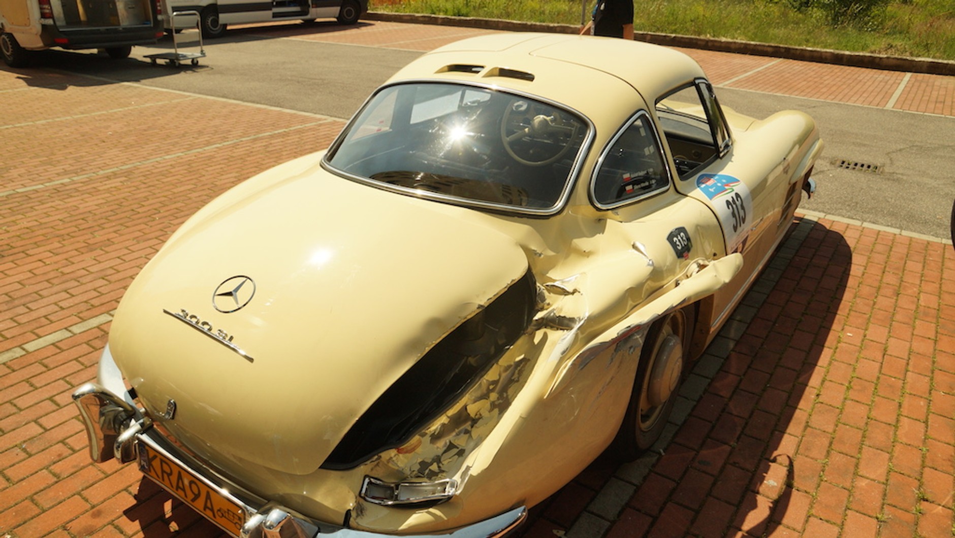 Mille Miglia 2016 – wypadek Gullwinga z Polski