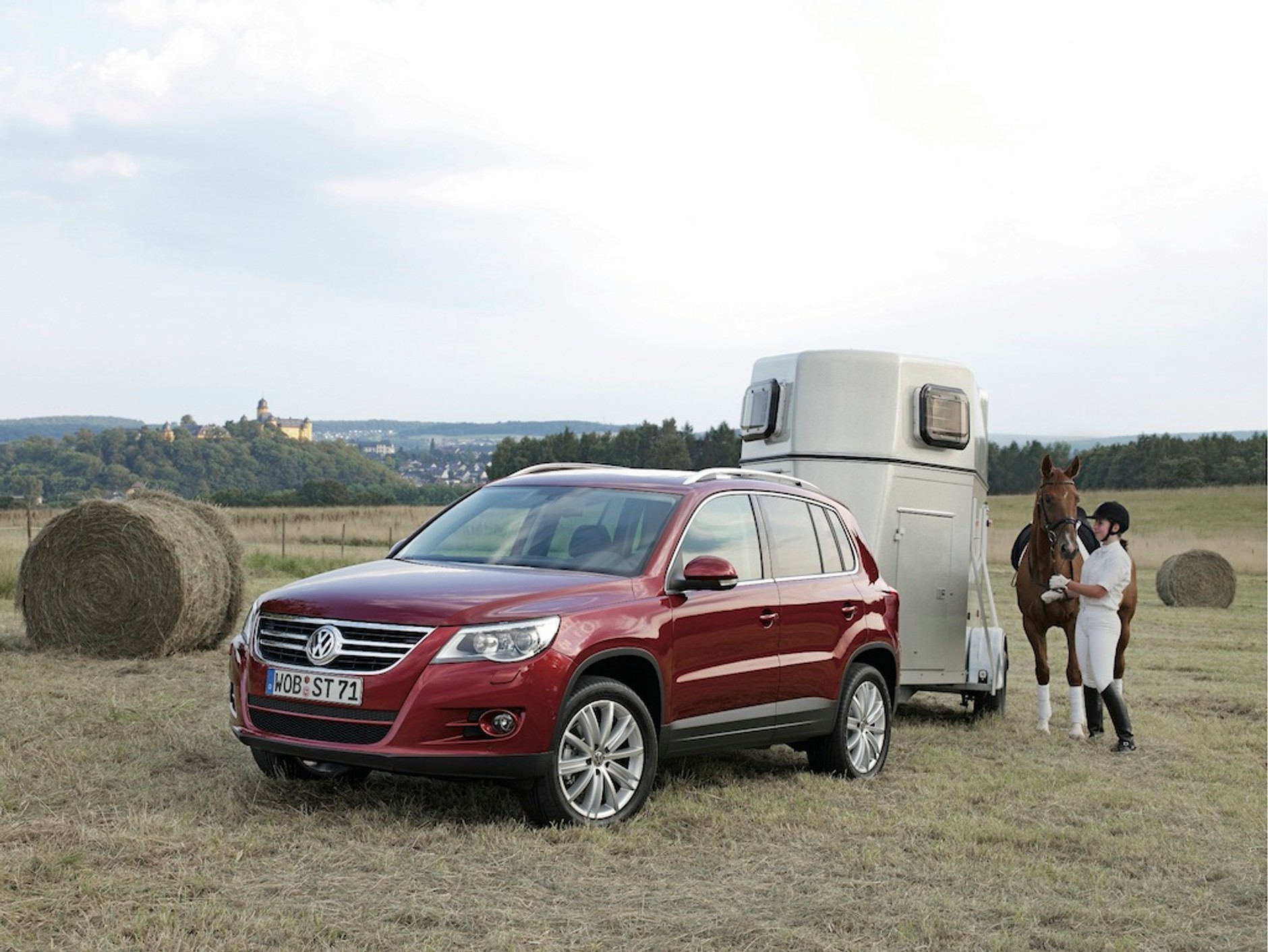 Potrzeby większości kierowców w zakrecie ciągnięcia przyczepy spełnia prawo jazdy kategorii B96