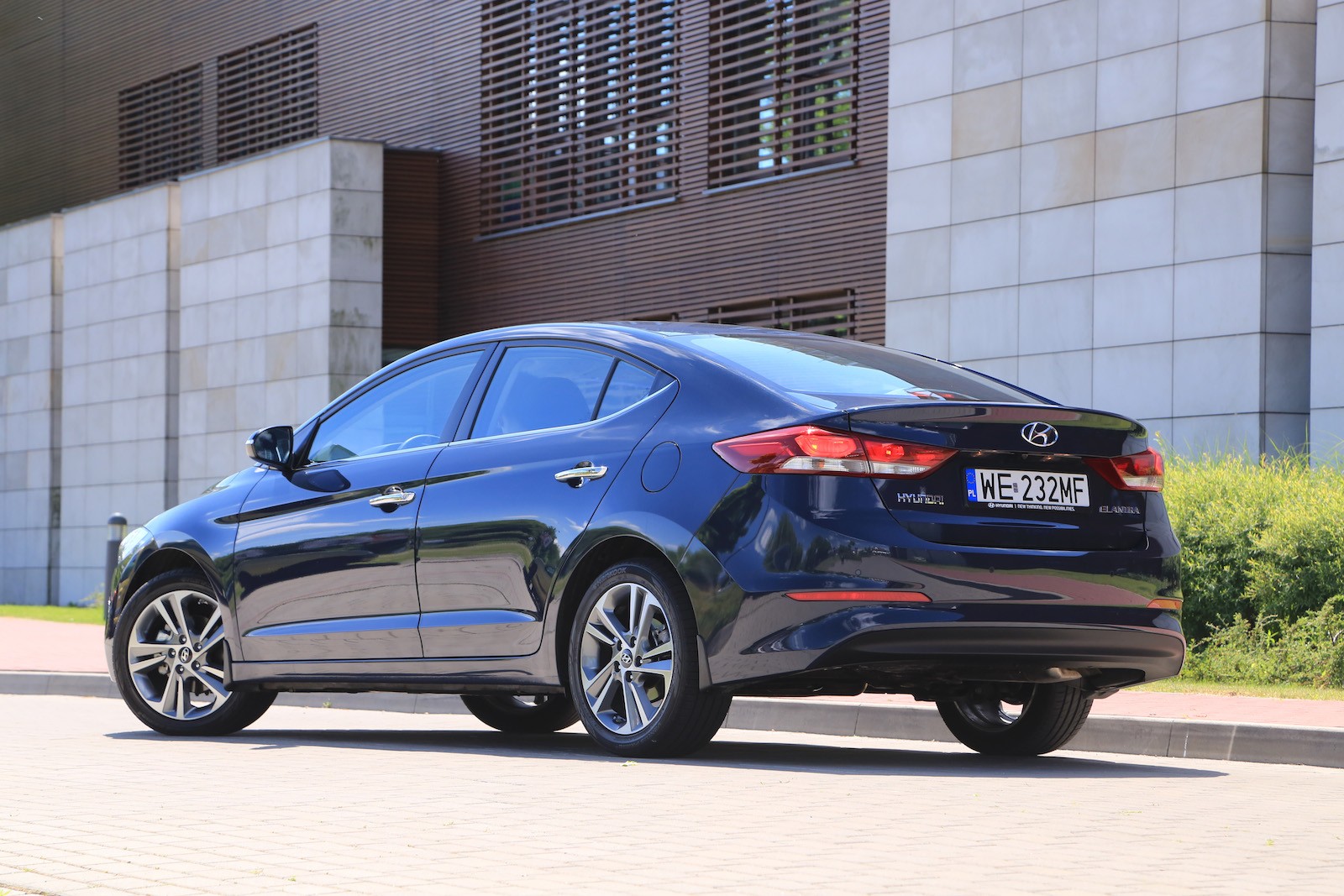 Hyundai Elantra 1.6 MPI
