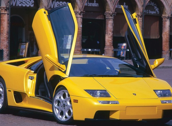 Lamborghini Diablo – byk zaryczał 25 lat temu