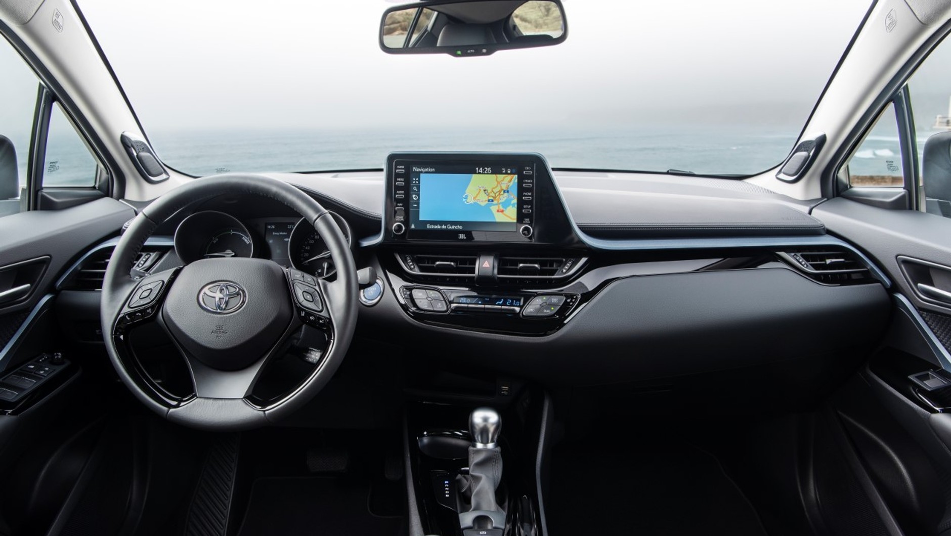 Deska rozdzielcza Toyoty C-HR