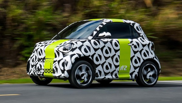Prototypowy Smart #2 w trakcie ostatniej fazy testów