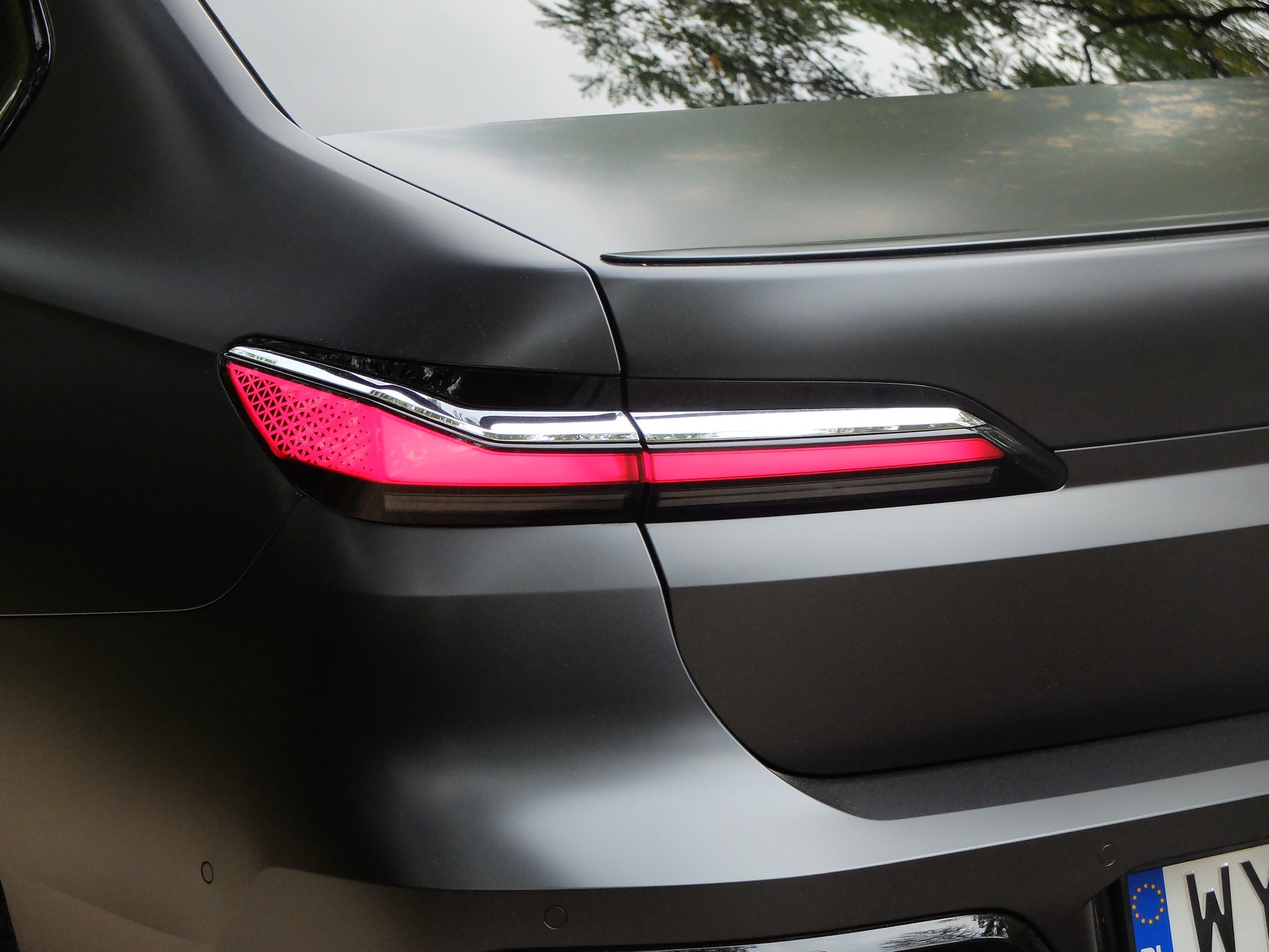 BMW M760e xDrive