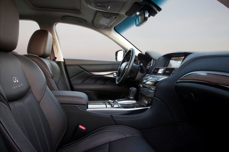 W jakim aucie poczujesz się jak w lesie? W Infiniti M37