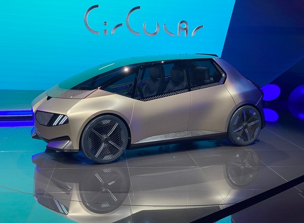 IAA Mobility 2021 – subiektywny spacer po targach mobilności