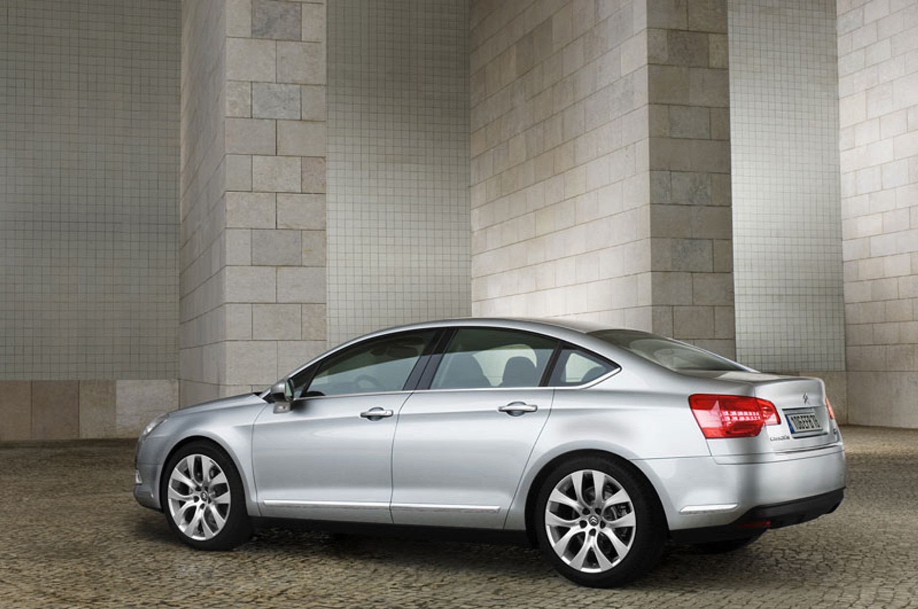 Citroën C5 1.6 HDi: limuzyna prawie jak ciężarówka