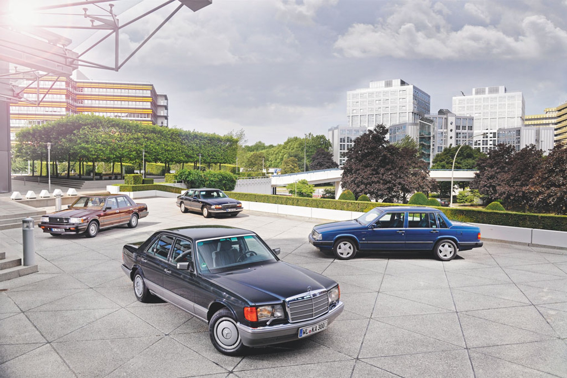 Szpan czy biznes? Porównanie limuzyn klasy wyższej