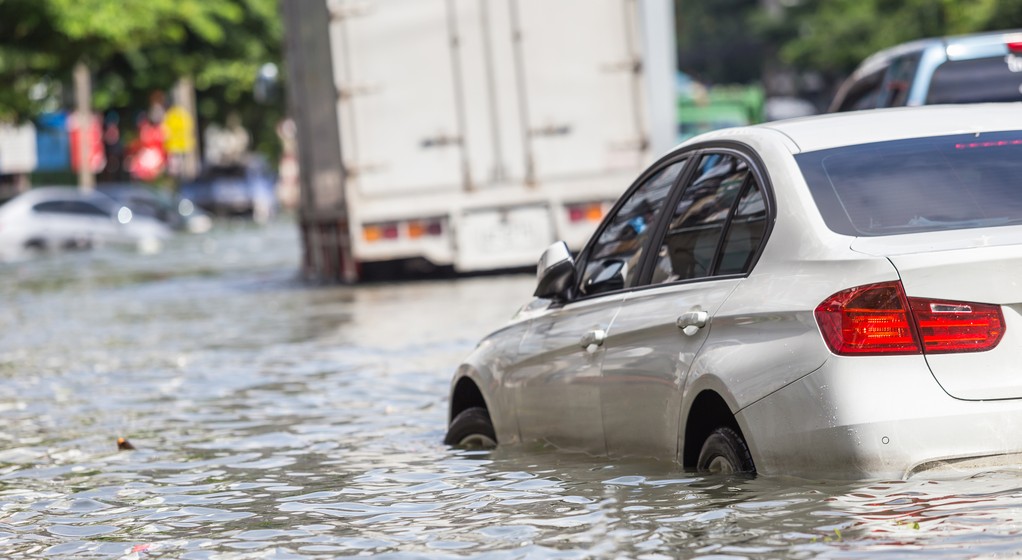 Zalany samochód