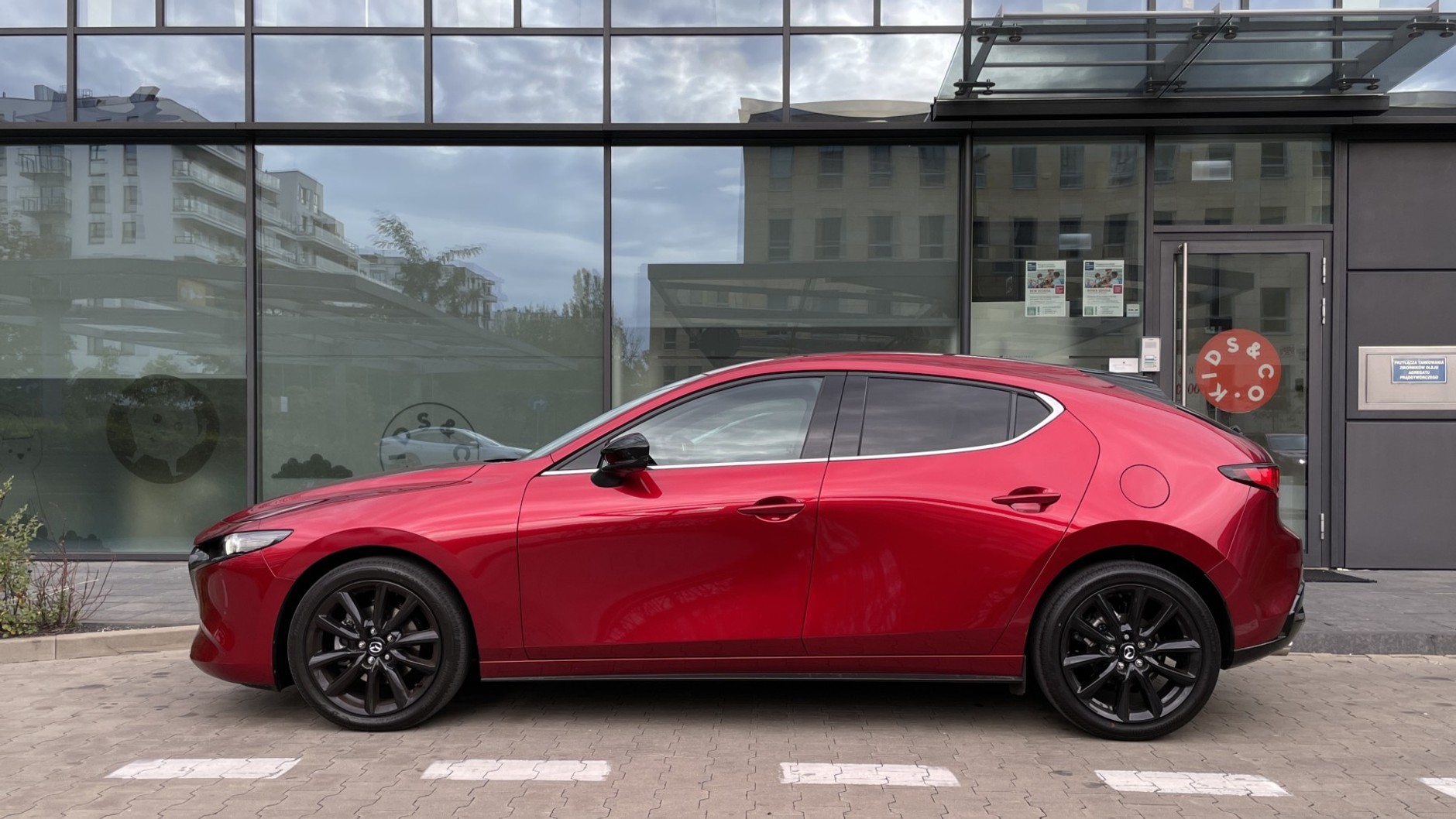 Mazda 3 2.5 e-Skyactiv G