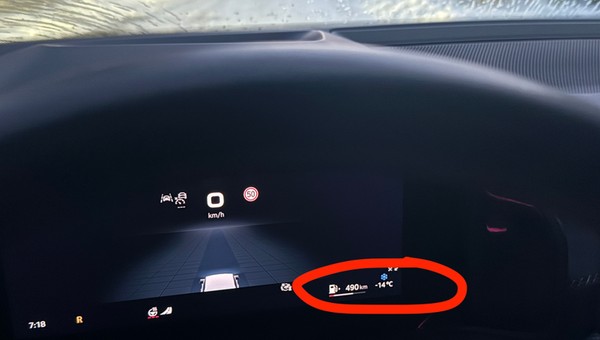 Czy mróz musi wywołać lawinę usterek w nowym samochodzie? Wyjaśniamy