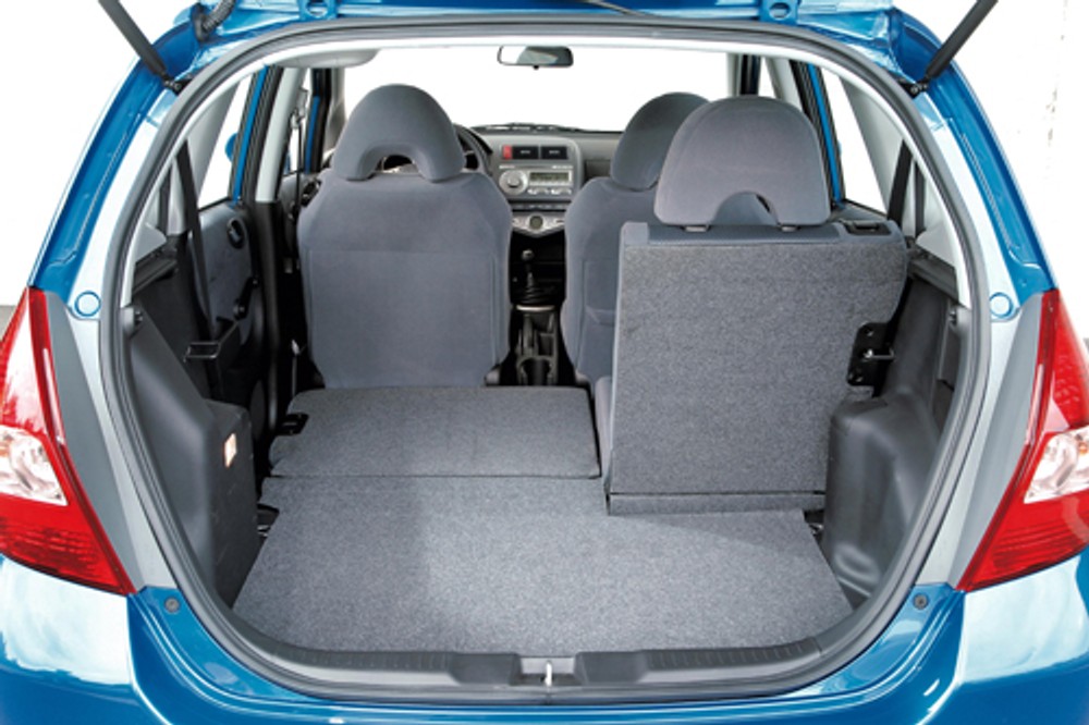 Japońskie "maluchy" atakują!