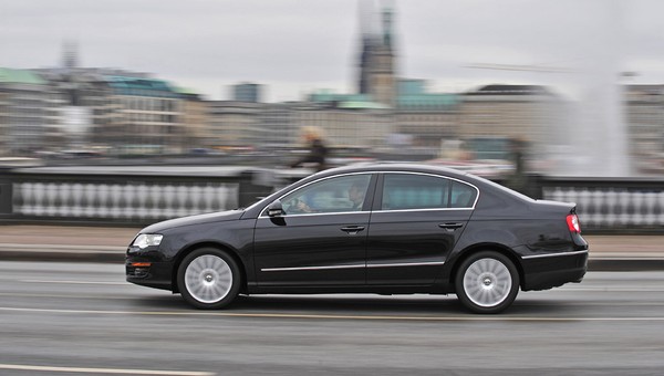 Ponad 100 razy przekroczyła prędkość w Niemczech. Auto miało polskie tablice