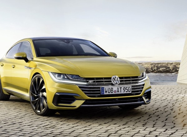 Volkswagen Arteon do kupienia w internecie za 127,6 tys. zł