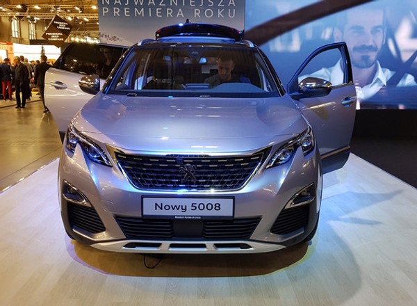 Poznań Motor Show 2017: premierowy Peugeot 5008 i ofensywa SUV-ów