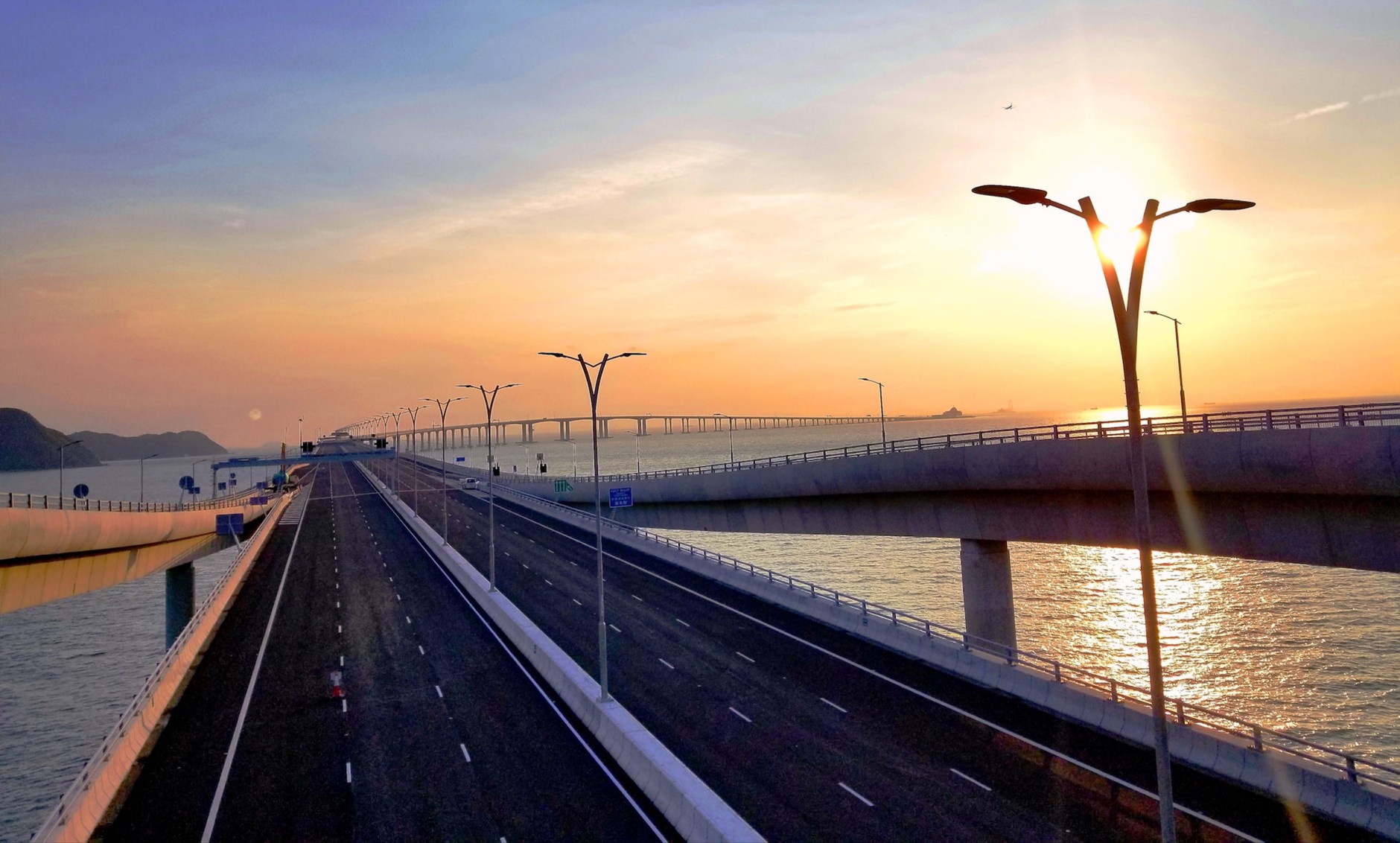 Chiński most Hong Kong - Zhuhai - Macao Bridge (HZMB)