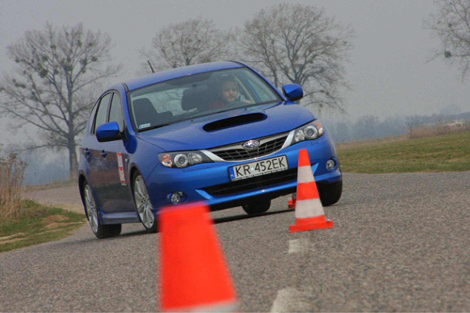 Subaru Impreza WRX niepozorny kompakt