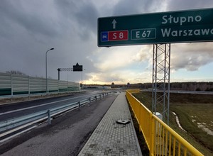 Ten węzeł na trasie S8 jeszcze nie został otwarty, a już jest ruiną. Zobacz szokujące zdjęcia!