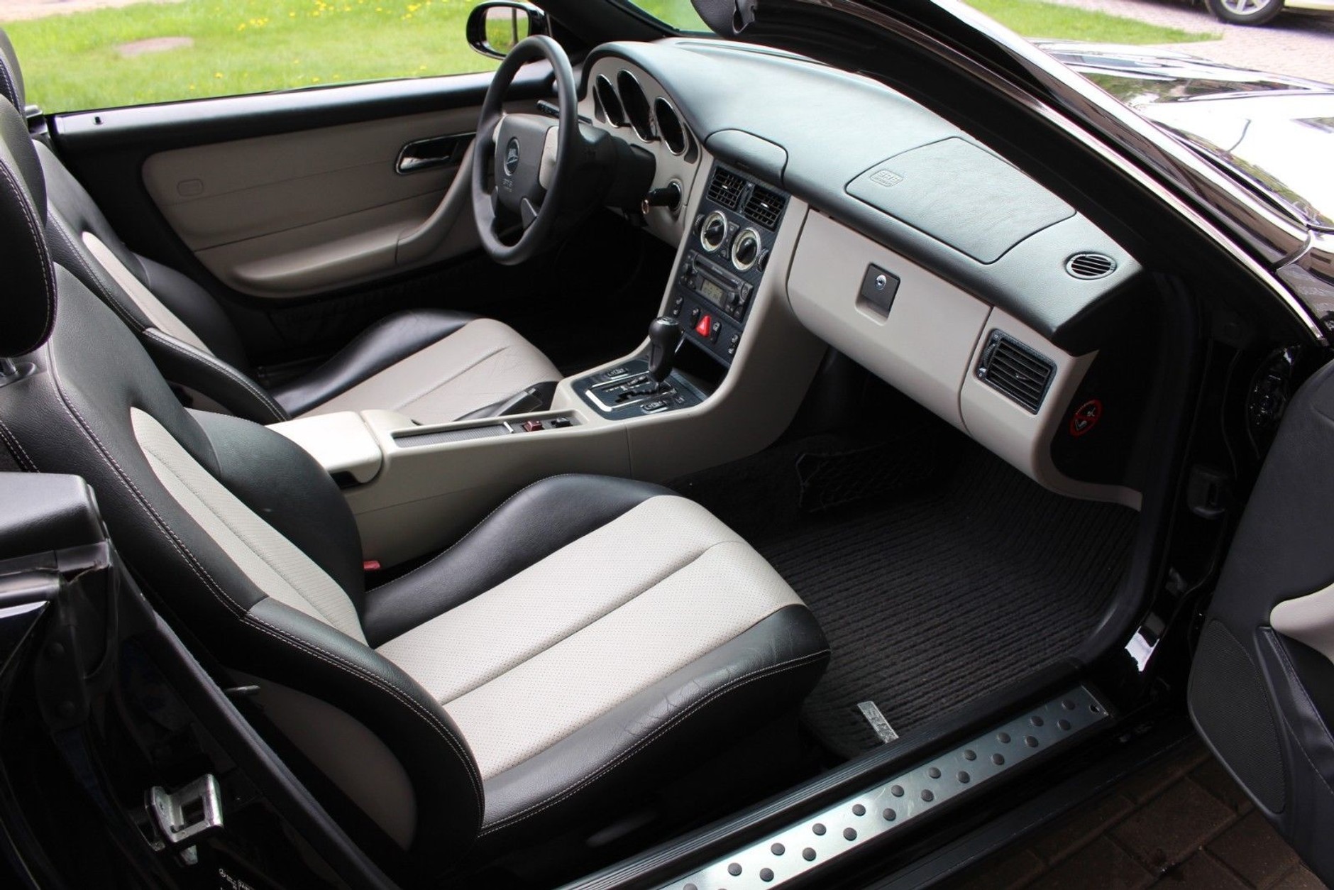 Wołga GAZ 21 - replika z Litwy