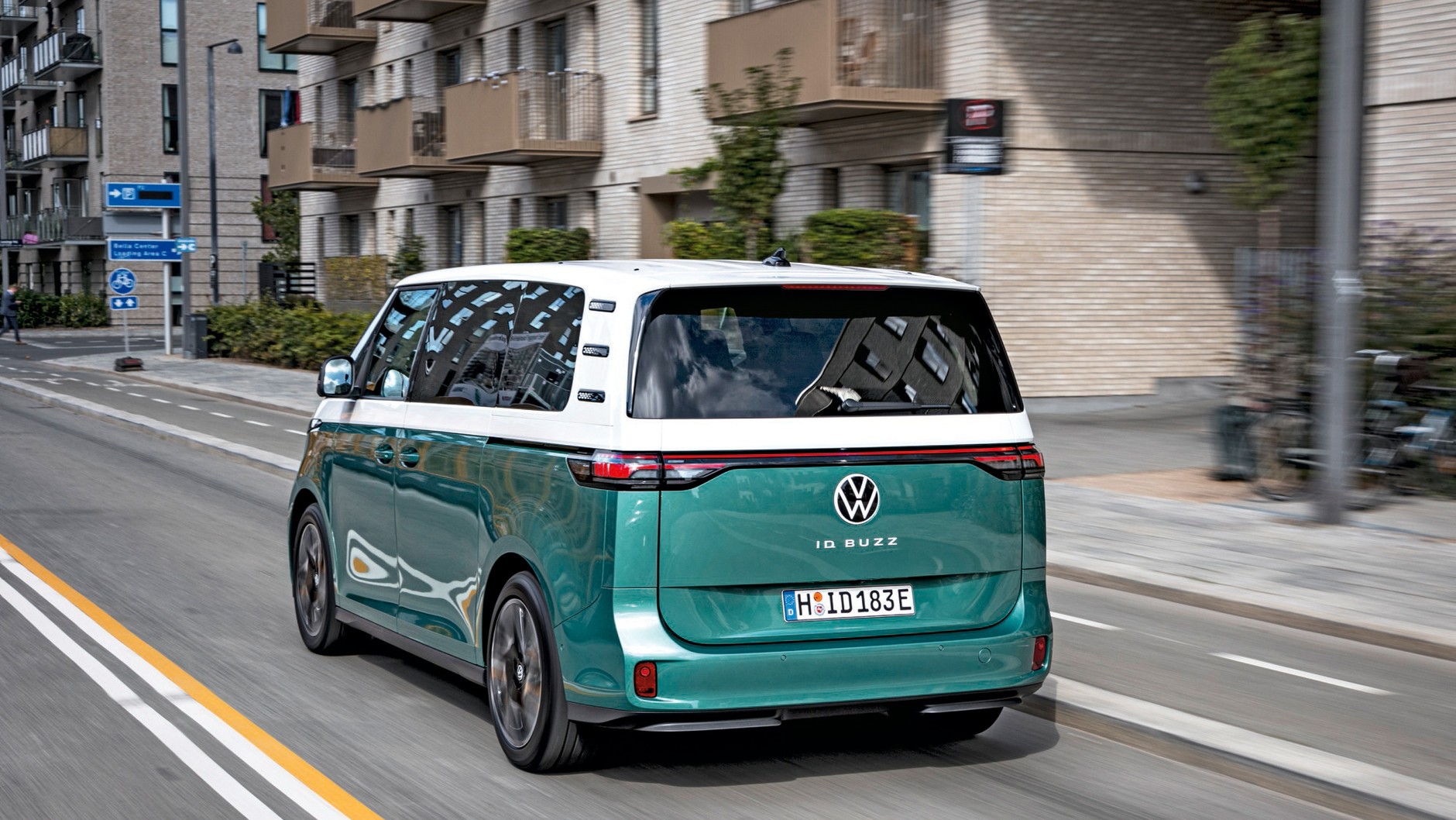 Volkswagen ID.Buzz (2022)