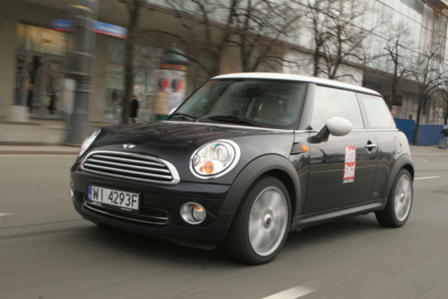 Mini Cooper 1.6 - Mini nadal kultowe